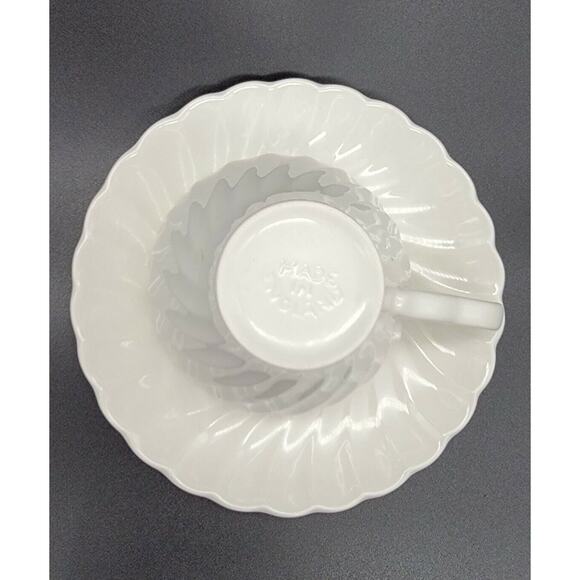 Johnson Bros. Regency Swirl White Tea Cup and Saucer Set - Picture 8 of 11